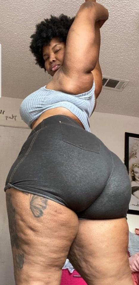 7P DAMN SHE GOT DAT WORK VOL.1112