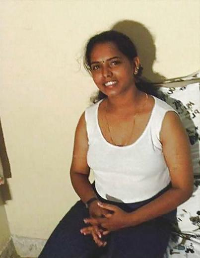 15P Indian Aunty