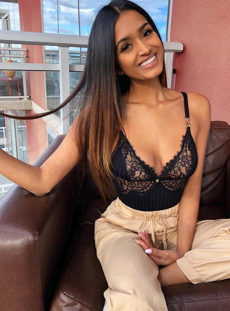 25P Nude Indian Women 56