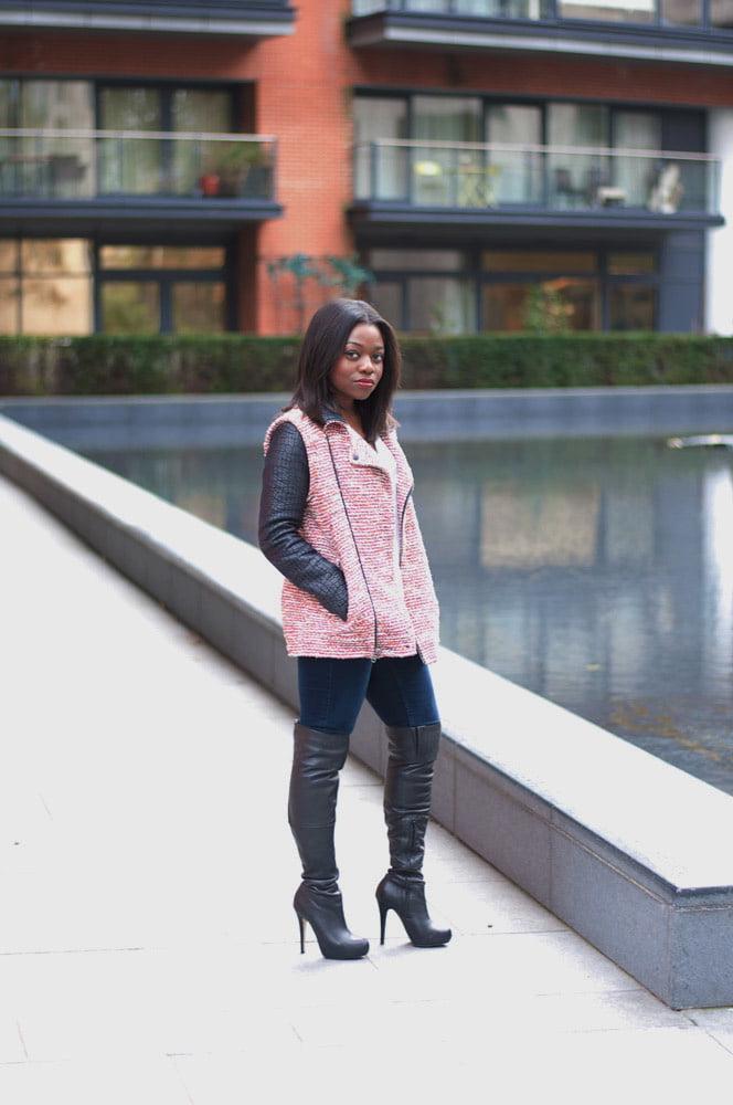 25P Ebony Goddess wearing Boots no.2