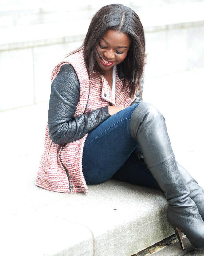 25P Ebony Goddess wearing Boots no.2