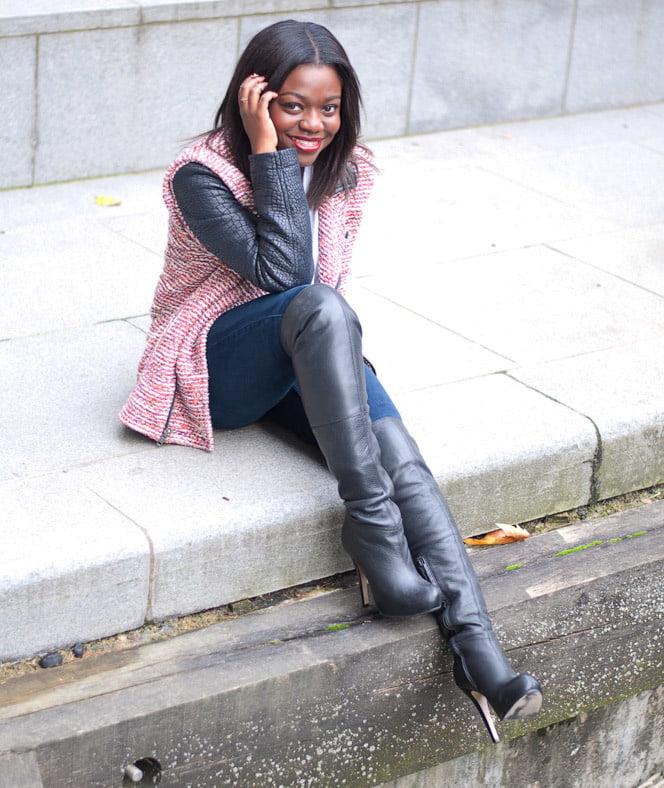 25P Ebony Goddess wearing Boots no.2