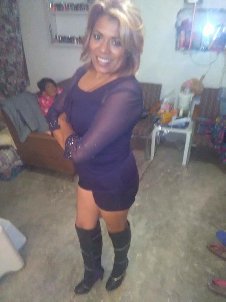 25P Milfs &amp; Gilfs wearing boots no.23