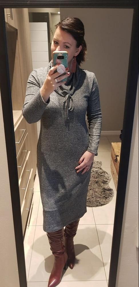 25P Insta Milfs &amp; Gilfs Wearing Boots 3
