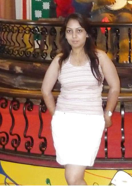 25P Sexy indian..no porn