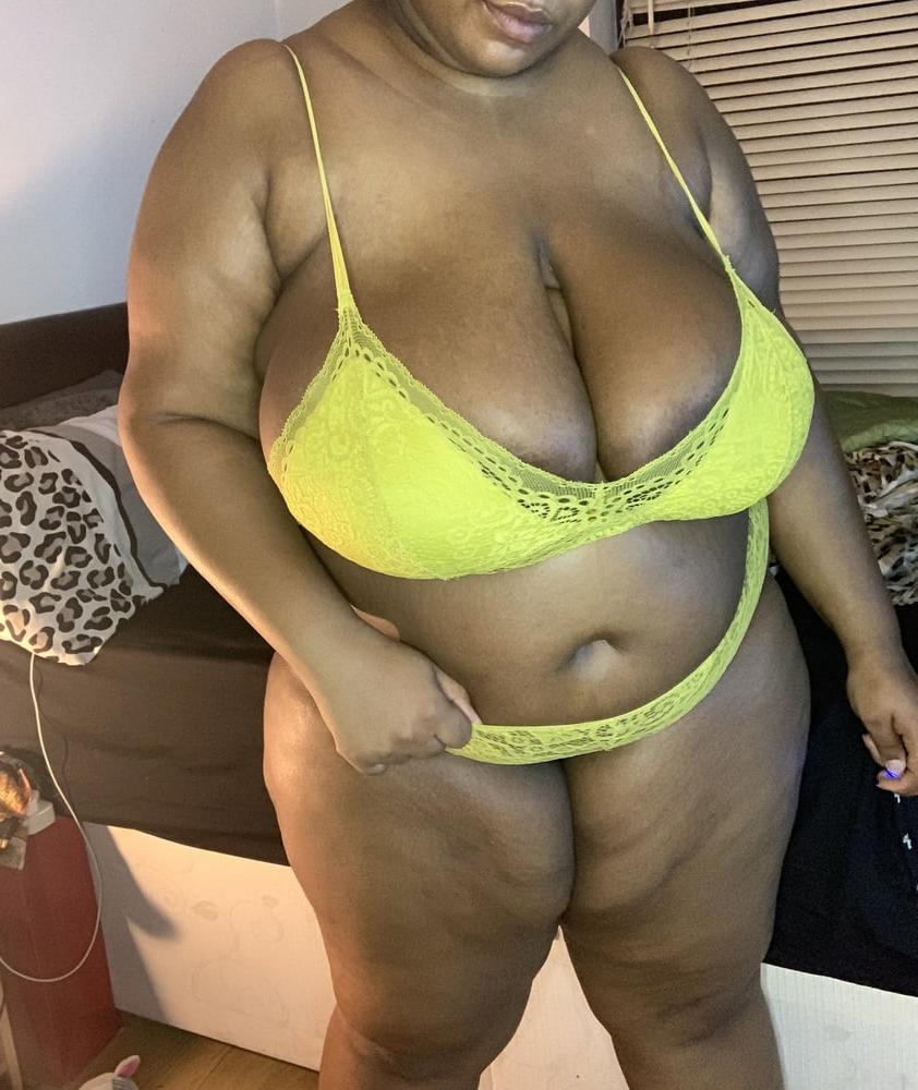 16P Black BBW Vol 77