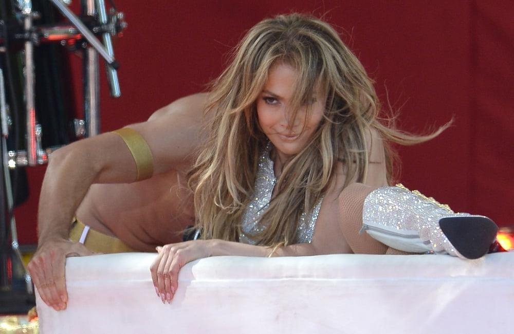 25P JLo with Boots Vol 04