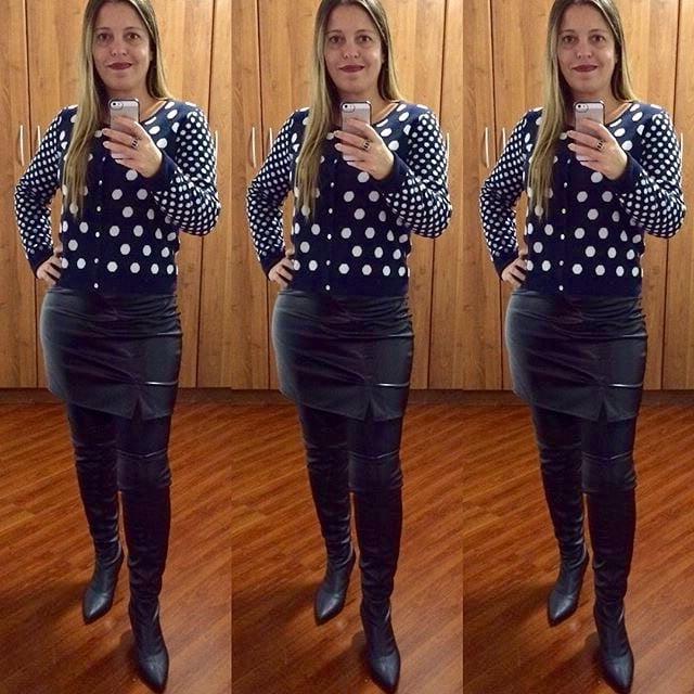 25P Insta Milfs &amp; Gilfs Wearing Boots 8