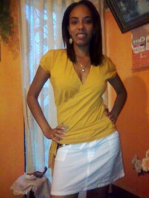 20P MONITA 33 Y GOOD WHORE