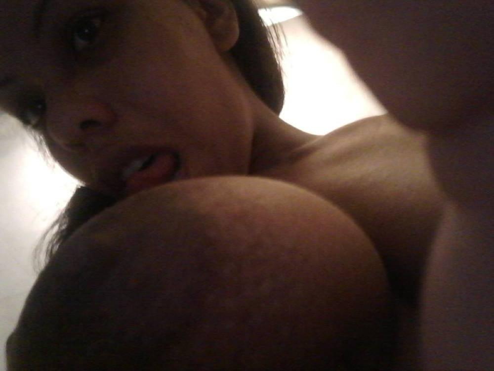 20P MONITA 33 Y GOOD WHORE
