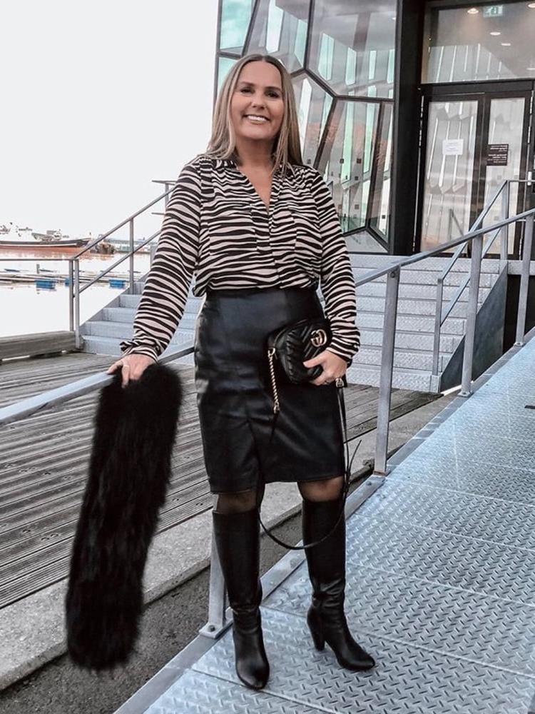 25P Milfs &amp; Gilfs wearing boots no.40