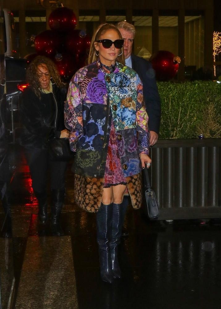 25P JLo with Boots Vol 02