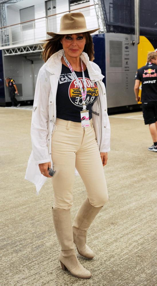 22P Carol Vorderman wearing Boots no.7