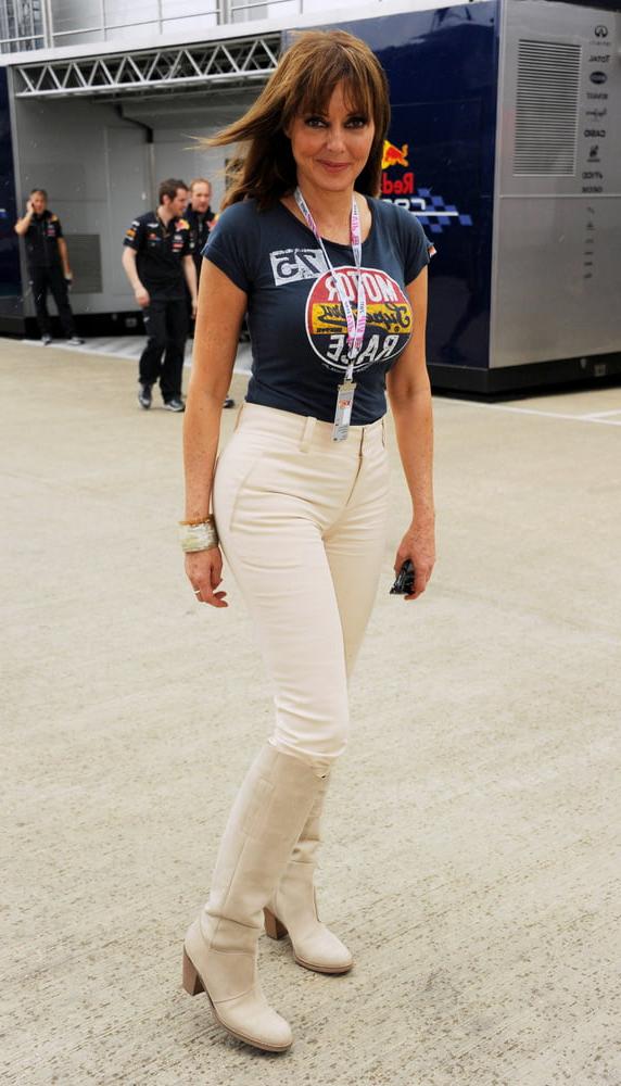 22P Carol Vorderman wearing Boots no.7