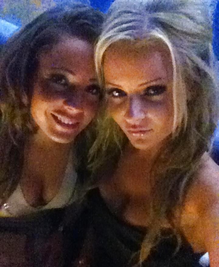 25P Hot babes 21