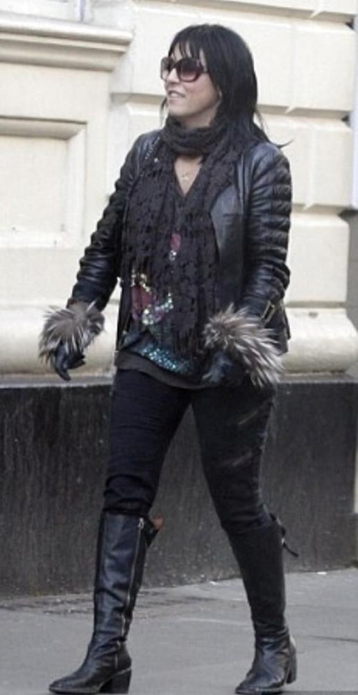 25P Female UK Soap Babes in boots no.2