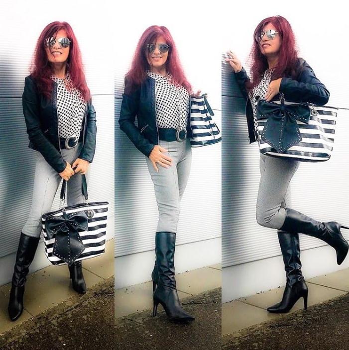 25P Insta Milfs &amp; Gilfs Wearing Boots 4