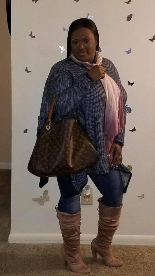 25P Milfs &amp; Gilfs wearing boots no.6