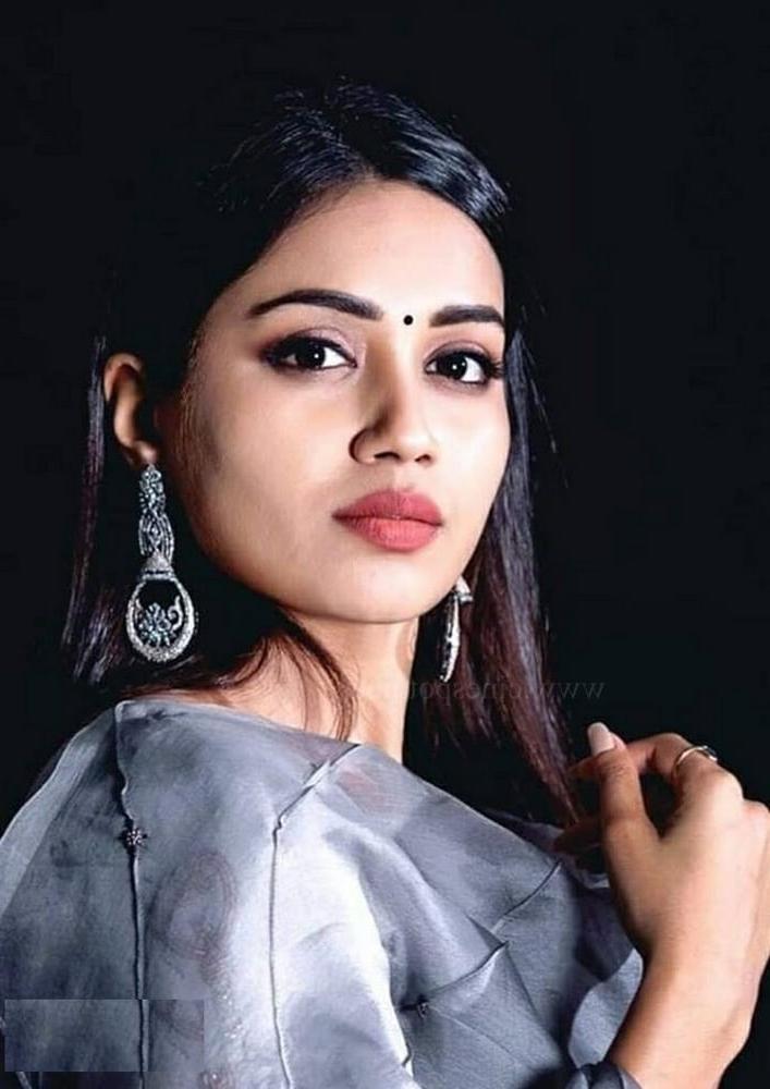 18P Indian Babe 253