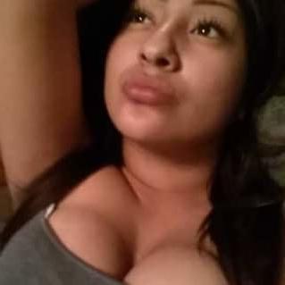 25P Slutty Amanda Kisto sex crazy  Facebook cunt