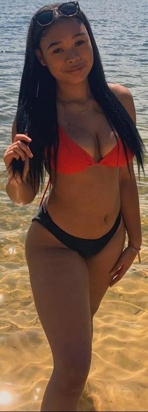 25P Young Ebony Sweet Melons(18-23)
