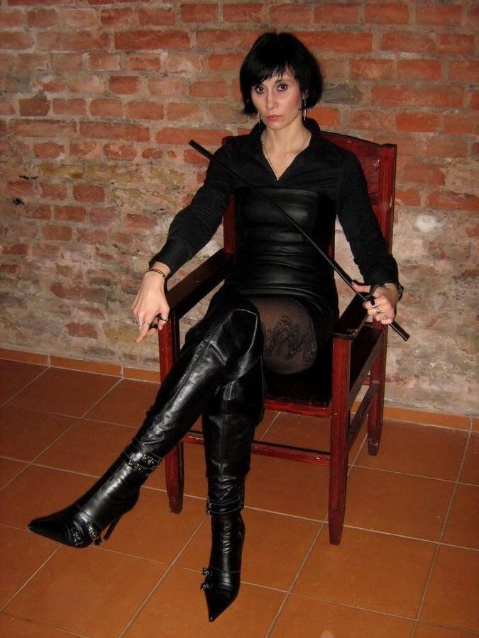 25P Milfs &amp; Gilfs wearing boots no.4