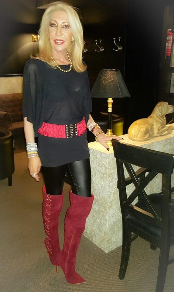 25P Milfs &amp; Gilfs wearing boots no.4
