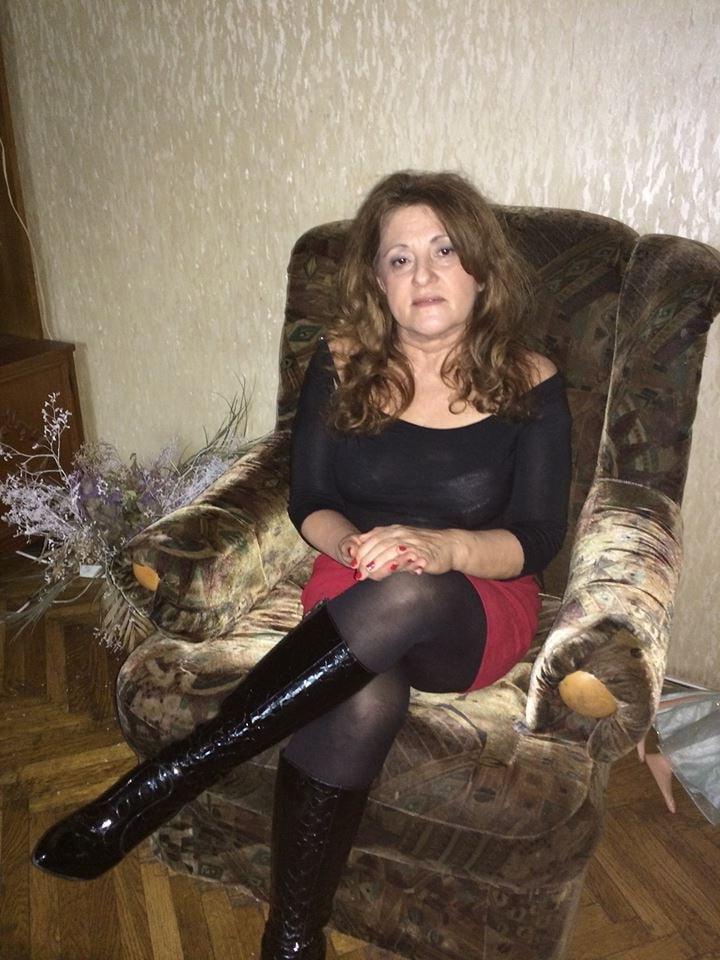 25P Milfs &amp; Gilfs wearing boots no.5