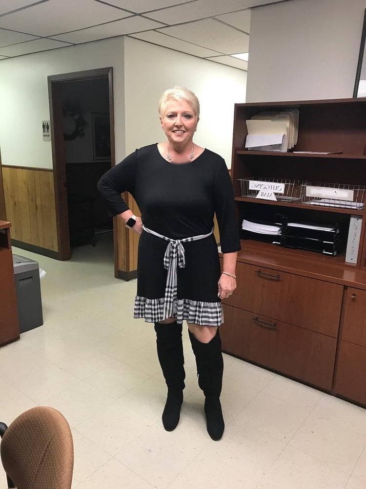 25P Milfs &amp; Gilfs wearing boots no.5