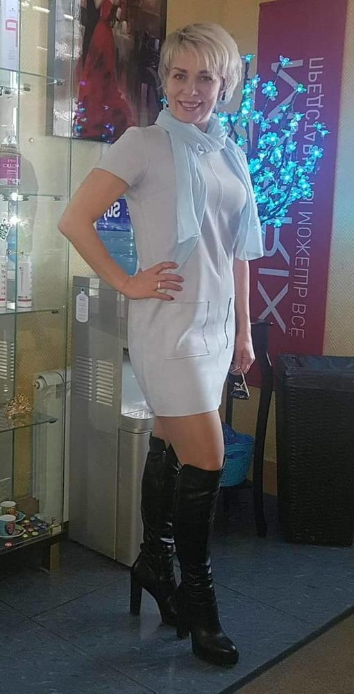 25P Milfs &amp; Gilfs wearing boots no.5