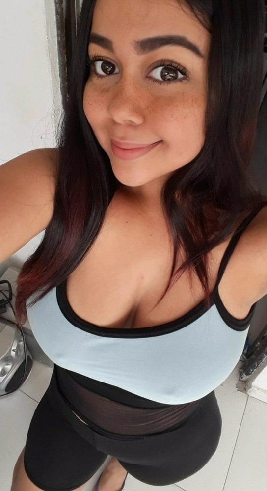 25P Big ass big tits Latina pt 2