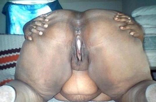 25P Ebony sluts 3