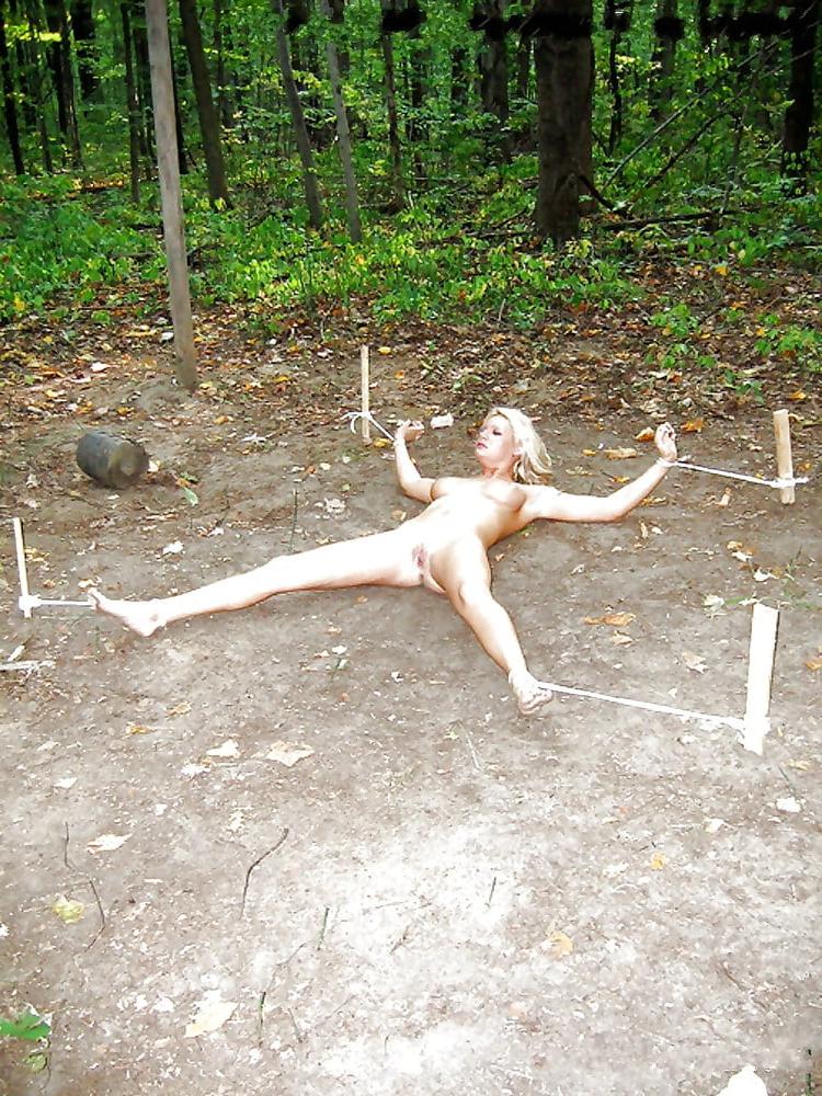 25P Outdoor bondage 9