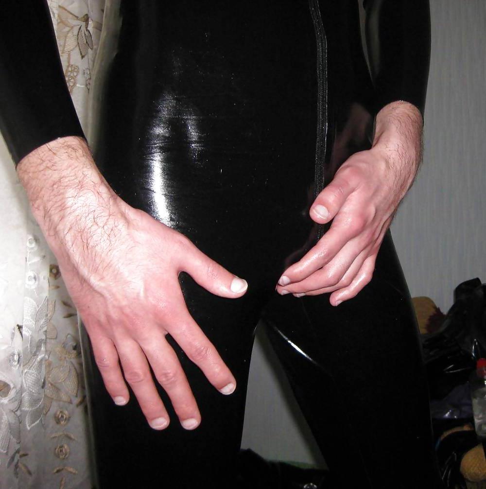 9P 8--th. 2012-04-12. S-size catsuit with front zipper.