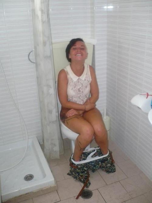 25P Caught Peeing Exposed and Humiliated 3