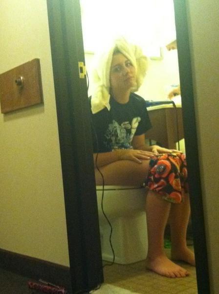 25P Caught Peeing Exposed and Humiliated 3