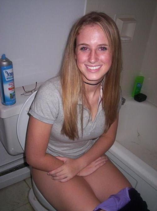 25P Caught Peeing Exposed and Humiliated 3