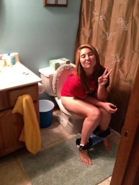 25P Caught Peeing Exposed and Humiliated 3