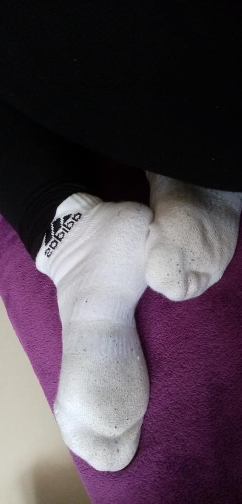 7P My gf in white socks (2 days worn)