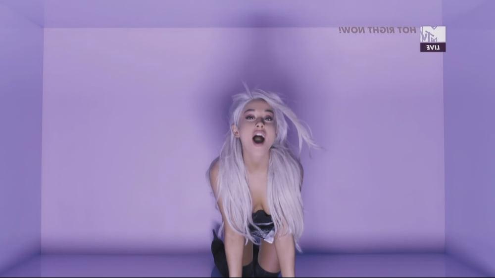 25P Ariana Grande with Boots Vol 07