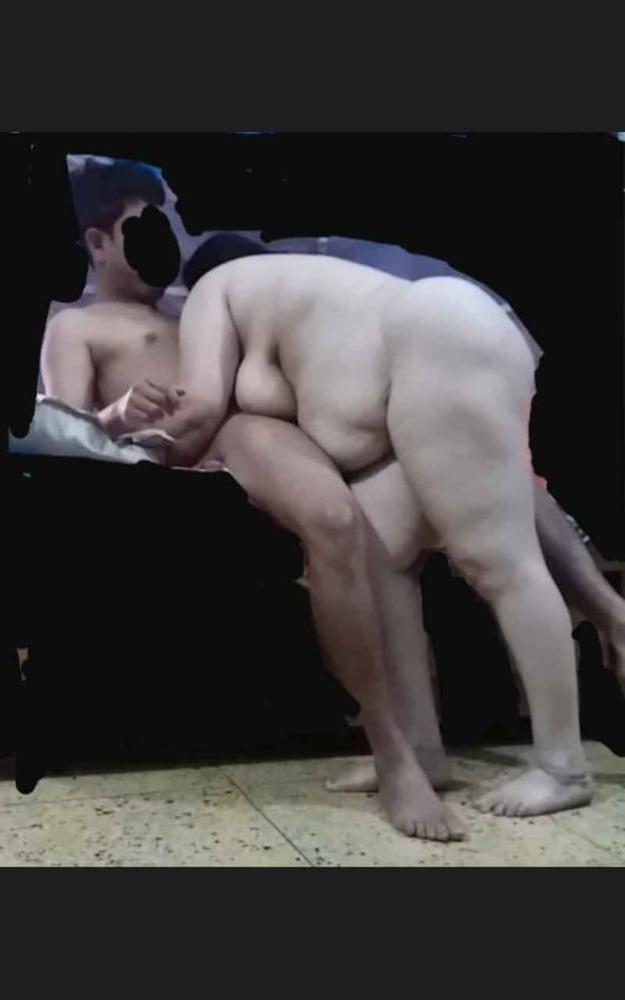 25P Desi Indian group threesome 2