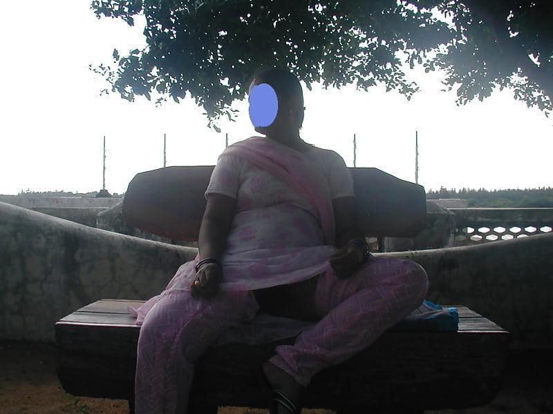 25P INDIAN AUNTS NUDE 1