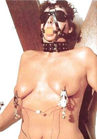21P Tits of pain