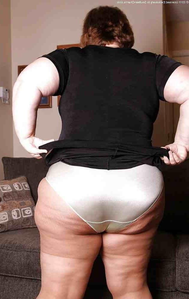 22P Big Ass Höschen 14