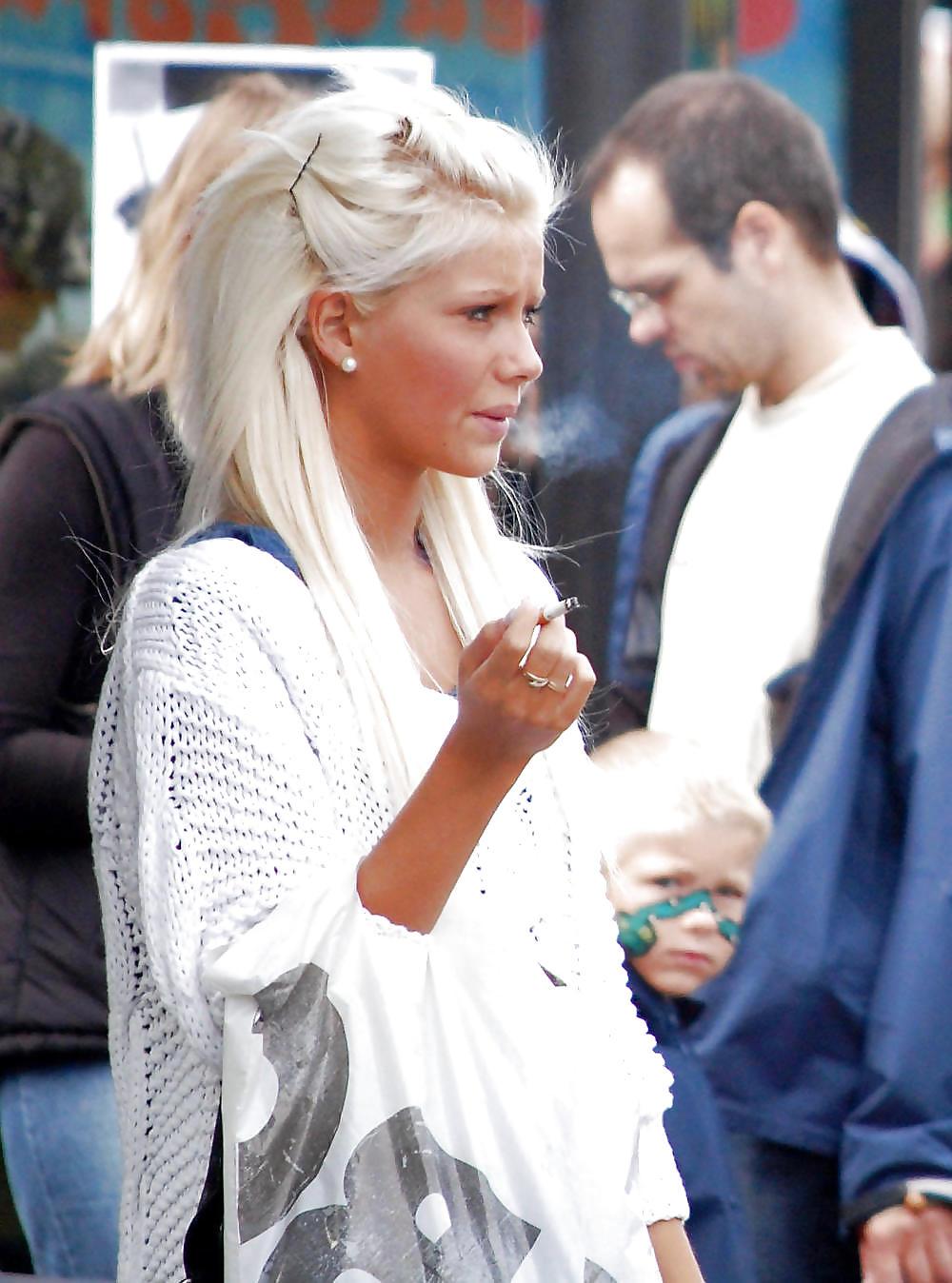25P Fav Smoking Pics from here