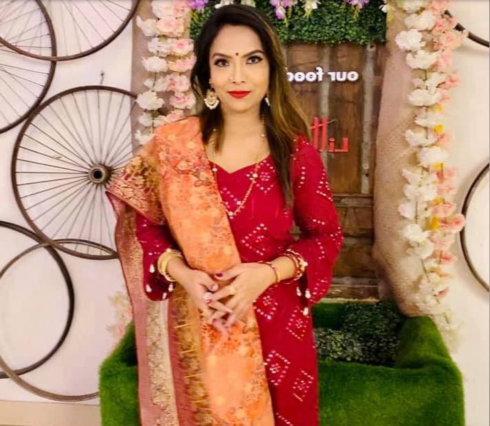 25P Hot Indian bhabhi