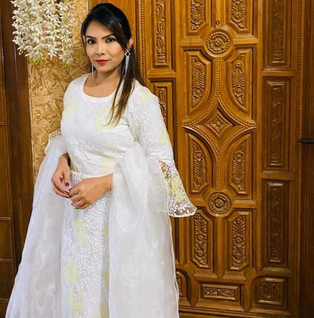 25P Hot Indian bhabhi