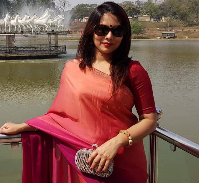 25P Hot Indian bhabhi