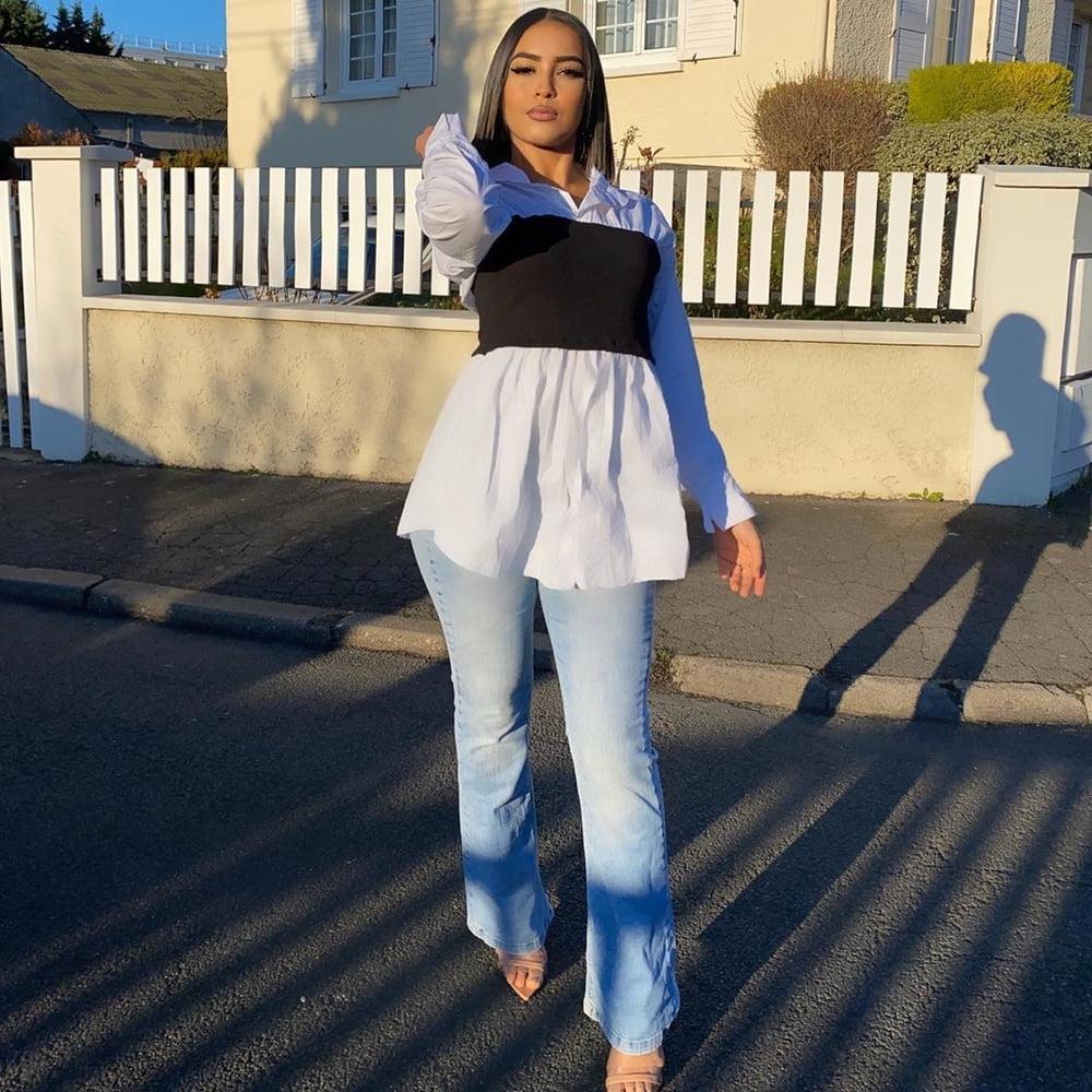 17P beurette  paris