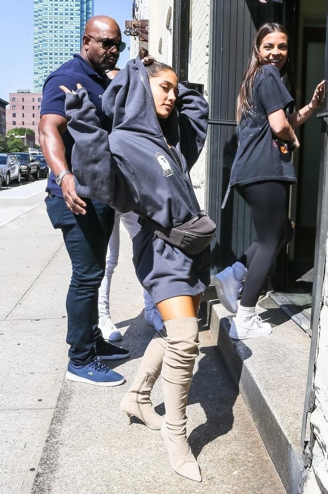 25P Ariana Grande with Boots Vol 05